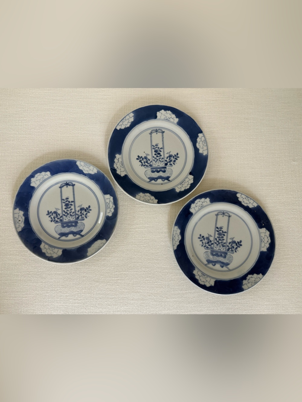 William Sonoma Vintage Blue & White Decorative Ceramic Plate Set